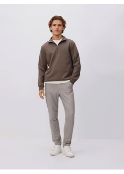 Reserved - Spodnie carrot z wiązaniem - beżowy ze sklepu Reserved w kategorii Spodnie męskie - zdjęcie 188998673