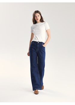 Reserved - T-shirt z aplikacjami - biały ze sklepu Reserved w kategorii Bluzki damskie - zdjęcie 189001071