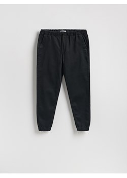 Reserved - Jeansy jogger fit - czarny ze sklepu Reserved w kategorii Jeansy męskie - zdjęcie 189002041