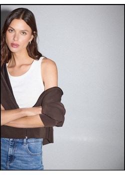 Mohito - Biały dopasowany top - biały ze sklepu Mohito w kategorii Bluzki damskie - zdjęcie 189005523