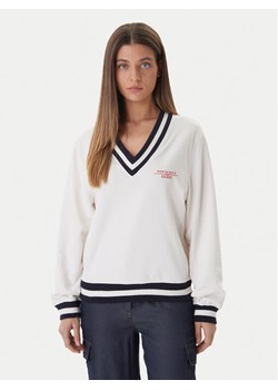 Guess Bluza GUESS x NORTH SAILS W6GQ11 K3480 Écru Regular Fit ze sklepu MODIVO w kategorii Bluzy damskie - zdjęcie 189020910