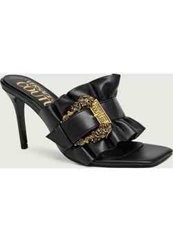 Versace Jeans Couture Klapki na szpilce FONDO EMILY DIS.34 ze sklepu Gomez Fashion Store w kategorii Klapki damskie - zdjęcie 189023191