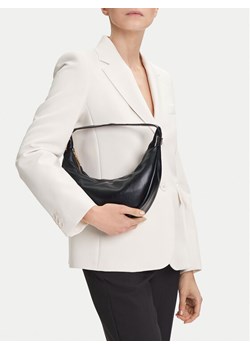 Calvin Klein Torebka Pinched Soft Crescent Sm LV04F3010G Czarny ze sklepu MODIVO w kategorii Torebki damskie - zdjęcie 189026041