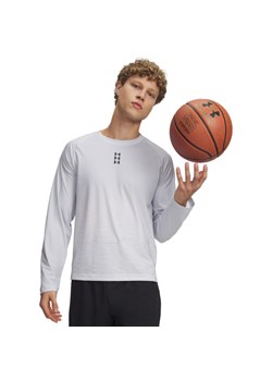 Męski longsleeve do koszykówki Under Armour UA Hoops Performance LS - szary ze sklepu Sportstylestory.com w kategorii T-shirty męskie - zdjęcie 189027512