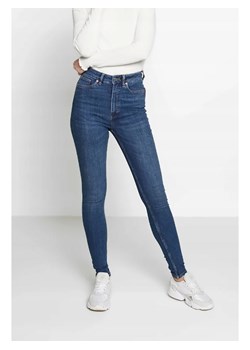 Monki Dżinsy - Slim fit - w kolorze niebieskim ze sklepu Limango Polska w kategorii Jeansy damskie - zdjęcie 189032760