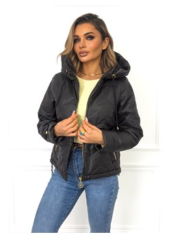 KURTKA PRZEJŚCIOWA Z KAPTUREM I ŚCIĄGACZAMI PO BOKACH- CZARNA ze sklepu olika.com.pl w kategorii Kurtki damskie - zdjęcie 189033331