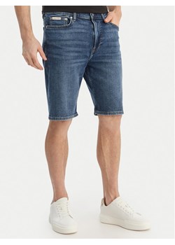 Calvin Klein Jeans Szorty jeansowe LV04RF922G Niebieski Regular Fit ze sklepu MODIVO w kategorii Spodenki męskie - zdjęcie 189056233