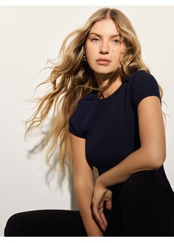 Mohito - Granatowy sweter z krótkim rękawem - granatowy ze sklepu Mohito w kategorii Bluzki damskie - zdjęcie 189058273