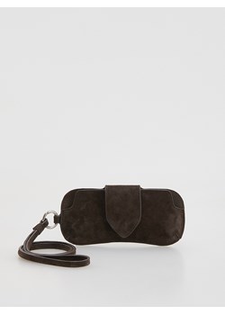 Reserved - Zamszowe etui na okulary - ciemnobrązowy ze sklepu Reserved w kategorii Etui - zdjęcie 189062290
