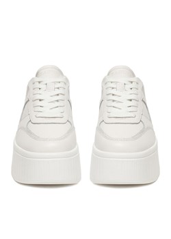 Sneakersy Badura C-ARYA-YB25D38-1 Biały ze sklepu eobuwie.pl w kategorii Buty sportowe damskie - zdjęcie 189068651