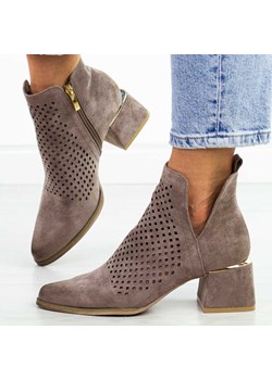 Khaki ażurowe botki damskie na obcasie Potocki 12356 ze sklepu suzana.pl w kategorii Botki - zdjęcie 189075183