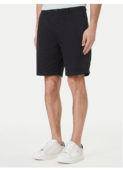 Calvin Klein Jeans Szorty materiałowe LV04RF617G Czarny Regular Fit ze sklepu MODIVO w kategorii Spodenki męskie - zdjęcie 189079243