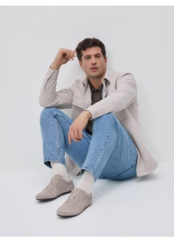 Reserved - Zamszowe sneakersy - beżowy ze sklepu Reserved w kategorii Buty sportowe damskie - zdjęcie 189080681