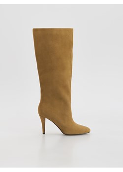 Reserved - Zamszowe kozaki - beżowy ze sklepu Reserved w kategorii Kozaki damskie - zdjęcie 189081124