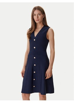 Guess Sukienka dzianinowa W6GK53 Z0658 Granatowy Regular Fit ze sklepu MODIVO w kategorii Sukienki - zdjęcie 189082893