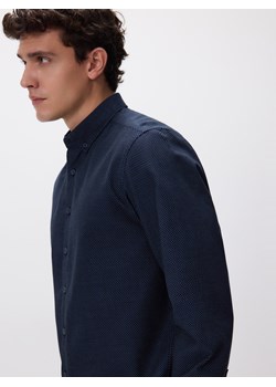 Reserved - Bawełniana koszula regular fit - granatowy ze sklepu Reserved w kategorii Koszule męskie - zdjęcie 189084512