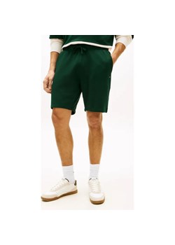 Tommy Hilfiger Szorty ESSENTIAL TERRY | Regular Fit ze sklepu Gomez Fashion Store w kategorii Spodenki męskie - zdjęcie 189086851