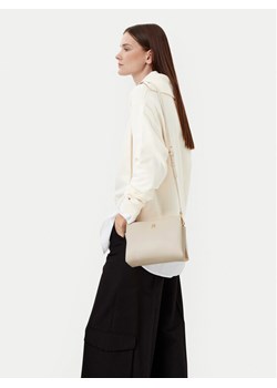 Torebka Tommy Hilfiger Th Legacy Mini Crossover AW0AW17225 Écru ze sklepu eobuwie.pl w kategorii Listonoszki - zdjęcie 189088014