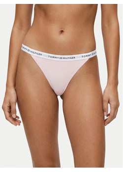 Tommy Hilfiger Stringi UW0UW06228 Różowy ze sklepu MODIVO w kategorii Majtki damskie - zdjęcie 189095292