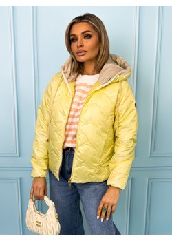 KURTKA PRZEJŚCIOWA ASYMETRYCZNA ZE ŚCIĄGACZAMI I  NASZYWKĄ NA RĘKAWIE- ZÓŁTA ze sklepu olika.com.pl w kategorii Kurtki damskie - zdjęcie 189097202