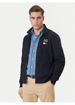 Tommy Hilfiger Bluza Embro MW0MW42466 Granatowy Regular Fit ze sklepu MODIVO w kategorii Bluzy męskie - zdjęcie 189099174