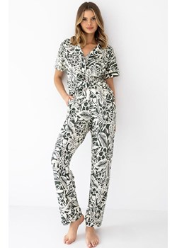 Sensis długa piżama damska rozpinana Louise, Kolor khaki-ecru, Rozmiar S, SENSIS ze sklepu Primodo w kategorii Piżamy damskie - zdjęcie 189099710