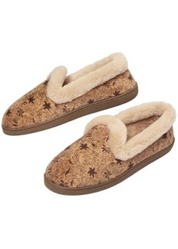 Welurowe kapcie z podszewką z imitacji futerka ze sklepu Atlas For Men w kategorii Kapcie damskie - zdjęcie 189103190