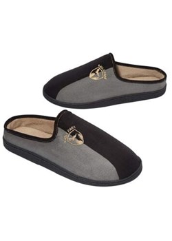 Kapcie ze sztucznego zamszu i polaru ze sklepu Atlas For Men w kategorii Kapcie męskie - zdjęcie 189103844