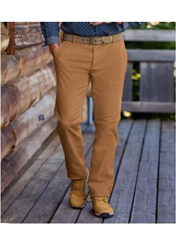 Kamelowe spodnie chinosy ze stretchem ze sklepu Atlas For Men w kategorii Spodnie męskie - zdjęcie 189104052