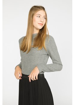 Szary sweter dla dziewczyny z długim rękawem i półgolfem, Rozmiar - 140, Kolor - Szary ze sklepu REPORTER w kategorii Bluzki dziewczęce - zdjęcie 189104461