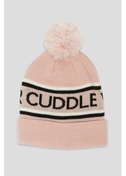 Różowa czapka z pomponem CUDDLE, Rozmiar -  r2, Kolor - Pudrowy róż ze sklepu REPORTER w kategorii Czapki dziecięce - zdjęcie 189104913