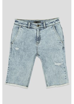 Jeansowe krótkie spodenki z przetarciami, Rozmiar - 164, Kolor - Niebieski ze sklepu REPORTER w kategorii Spodenki chłopięce - zdjęcie 189105142