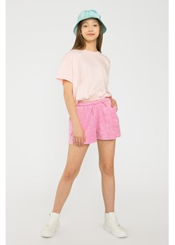 Różowe welurowe krótkie spodenki, Rozmiar - 146, Kolor - Różowy ze sklepu REPORTER w kategorii Spodenki dziewczęce - zdjęcie 189105251
