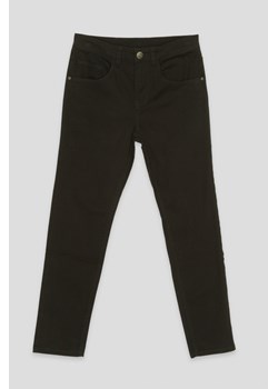Czarne spodnie REGULAR, Rozmiar - 140, Kolor - Czarny ze sklepu REPORTER w kategorii Spodnie chłopięce - zdjęcie 189105452