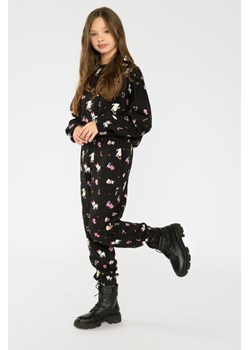 Czarne świąteczne spodnie dresowe, Rozmiar - 146, Kolor - Czarny ze sklepu REPORTER w kategorii Spodnie dziewczęce - zdjęcie 189105981