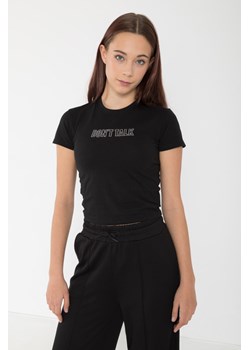 Czarny T-shirt z błyszczącym napisem, Rozmiar - 140, Kolor - Czarny ze sklepu REPORTER w kategorii Bluzki dziewczęce - zdjęcie 189106162