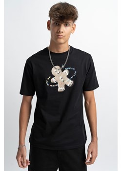 Czarny t-shirt REGULAR z autorską grafiką z przodu, Rozmiar - 146, Kolor - Czarny ze sklepu REPORTER w kategorii T-shirty chłopięce - zdjęcie 189107473