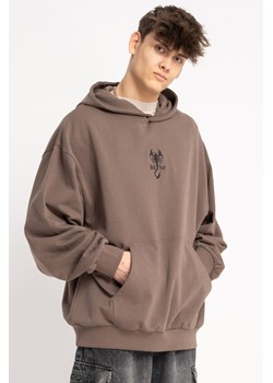 Brązowa bluza z kapturem z minimalistycznym nadrukiem z przodu, Rozmiar - 146, Kolor - Brązowy ze sklepu REPORTER w kategorii Bluzy chłopięce - zdjęcie 189107830