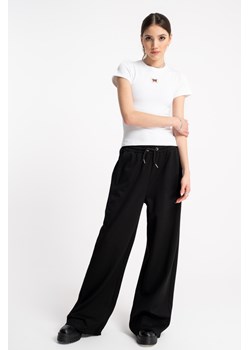Czarne spodnie dresowe WIDE LEG, Rozmiar - 140, Kolor - Czarny ze sklepu REPORTER w kategorii Spodnie dziewczęce - zdjęcie 189108090