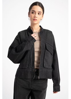 Czarna kurtka jeansowa z kimonowymi rękawami, Rozmiar - 140, Kolor - Czarny ze sklepu REPORTER w kategorii Kurtki dziewczęce - zdjęcie 189108221