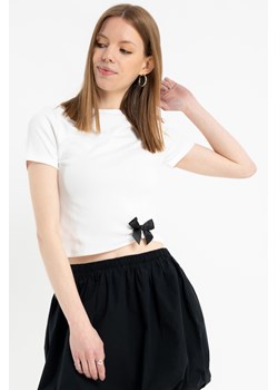 Biała bluzka SLIM z ozdobną kokardką z przodu, Rozmiar - 170, Kolor - Biały ze sklepu REPORTER w kategorii Bluzki dziewczęce - zdjęcie 189108653