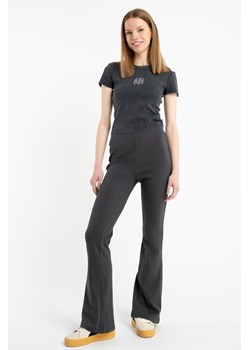 Ciemnoszare spodnie dzwony FLARE, Rozmiar - 140, Kolor - Ciemny szary ze sklepu REPORTER w kategorii Spodnie dziewczęce - zdjęcie 189108770