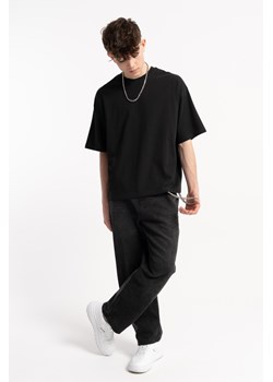 Czarne spodnie jeansowe REGULAR, Rozmiar - 140, Kolor - Czarny ze sklepu REPORTER w kategorii Spodnie chłopięce - zdjęcie 189108891