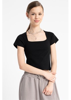 Czarna bluzka SLIM w prążki z dekoltem karo, Rozmiar - 140, Kolor - Czarny ze sklepu REPORTER w kategorii Bluzki dziewczęce - zdjęcie 189109223