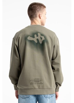 Khaki bluza CREWNECK bez kaptura z nadrukiem z tyłu, Rozmiar - 170, Kolor - Khaki ze sklepu REPORTER w kategorii Bluzy chłopięce - zdjęcie 189109233