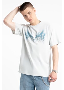 Biały t-shirt LOOSE z autorską grafiką z przodu, Rozmiar - 146, Kolor - Szary ze sklepu REPORTER w kategorii T-shirty chłopięce - zdjęcie 189109901