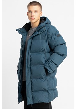 Niebieska długa pikowana kurtka ocieplana z obszernym kapturem, Rozmiar - 170, Kolor - Niebieski ze sklepu REPORTER w kategorii Kurtki chłopięce - zdjęcie 189110123