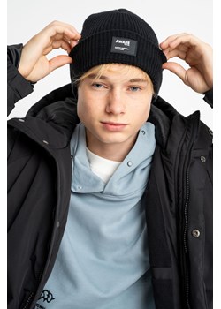 Czarna czapka zimowa z naszywką, Rozmiar -  r2, Kolor - Czarny ze sklepu REPORTER w kategorii Czapki dziecięce - zdjęcie 189110332