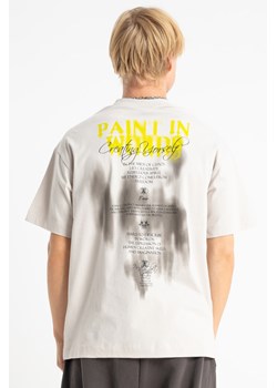 Jasnobeżowy t-shirt LOOSE z autorską grafiką z tyłu, Rozmiar - 146, Kolor - Szary ze sklepu REPORTER w kategorii T-shirty chłopięce - zdjęcie 189110664