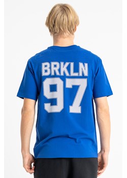 Niebieski t-shirt REGULAR z autorską grafiką z tyłu, Rozmiar - 140, Kolor - Granatowy ze sklepu REPORTER w kategorii T-shirty chłopięce - zdjęcie 189110730